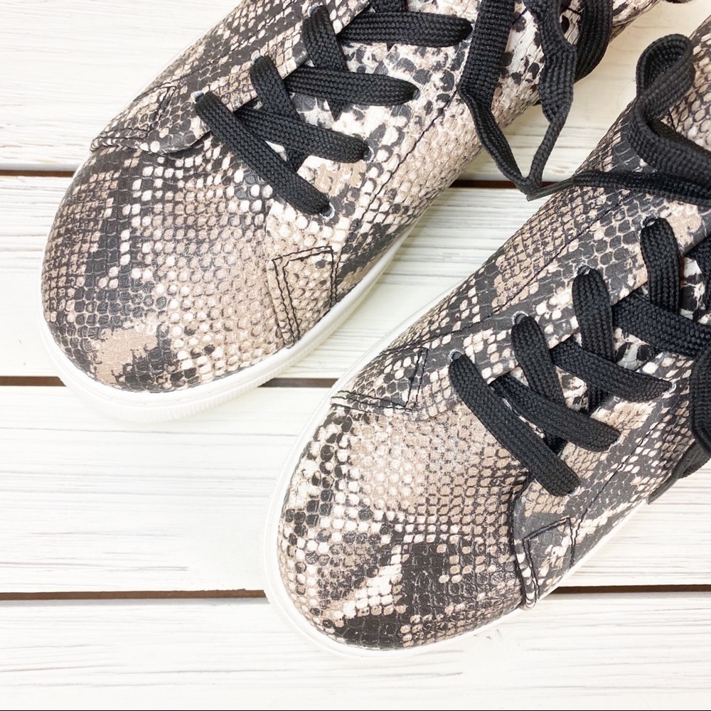 NEW Qupid Faux Snakeskin Chunky Sneakers 6 - Picture 3 of 10